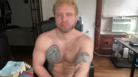 blondebluebear online show from March 23, 12:53 pm