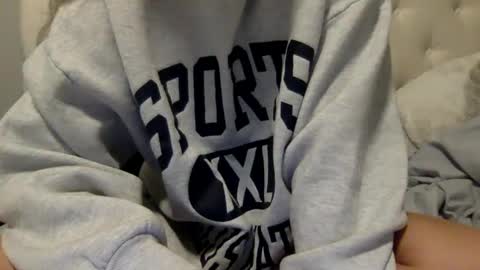 Blondebunnyx1 online show from January 26, 4:41 am