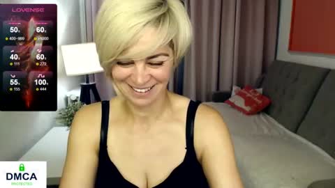 Lola online show from June 26, 5:50 pm