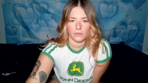 Tee online show from April 14, 5:02 am