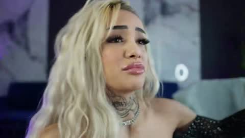 blondie_muller online show from March 6, 2:57 pm