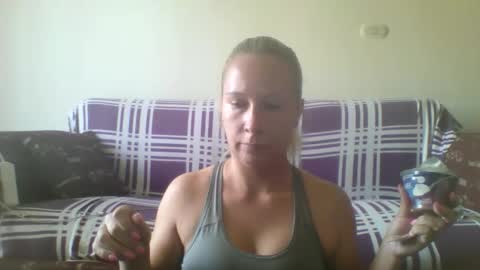 BlondiePam online show from March 22, 9:45 am