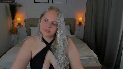 Nikolla online show from June 11, 4:38 pm