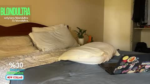 blondultra online show from May 29, 5:44 pm