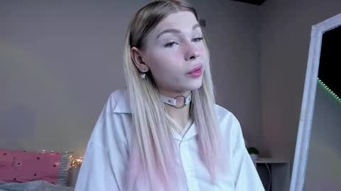 blondy_fina online show from March 11, 8:42 am