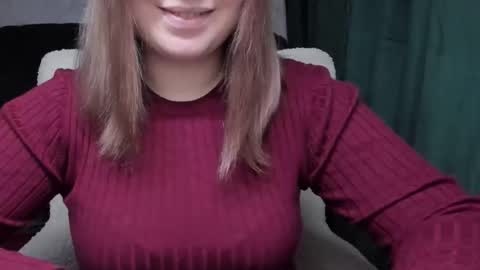 Snapshot of blondymargaret chatting on November 23, 11:43 am blondymargaret online show from November 23, 11:43 am