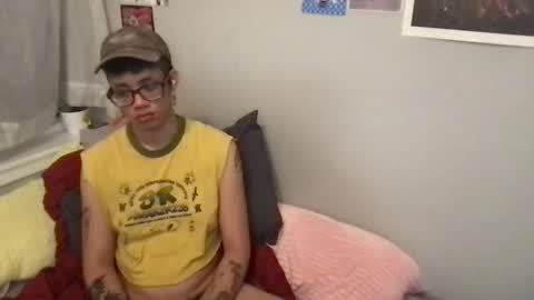 bloodrushbabe online show from April 19, 5:29 am