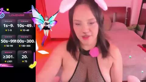 Nathalia online show from October 22, 8:52 pm