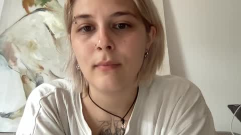 Ella online show from July 4, 8:42 am
