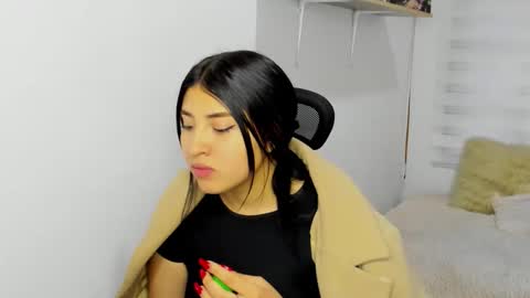 bloom_flower1 online show from December 19, 11:28 am