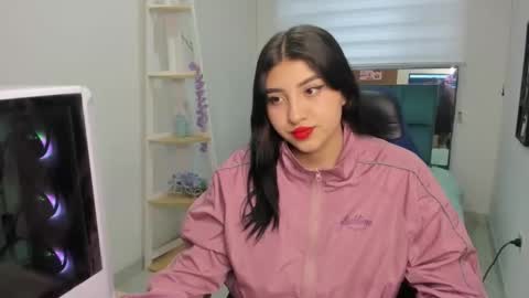 bloom_flower1 online show from January 12, 7:08 pm