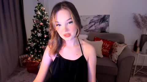 Sophia online show from December 17, 7:53 pm