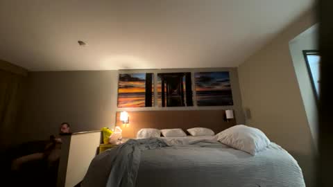 blowmemilfs online show from February 25, 8:57 am