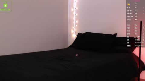 Blue online show from September 14, 5:12 pm