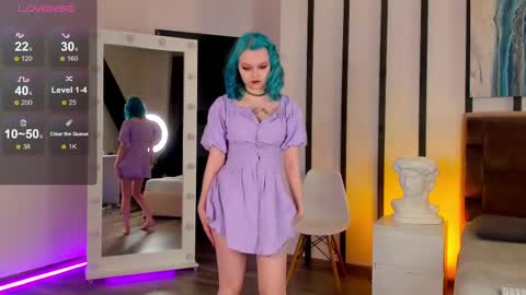 Snapshot of blue_nymph1 chatting on January 6, 10:57 am Alice online show from January 6, 10:57 am