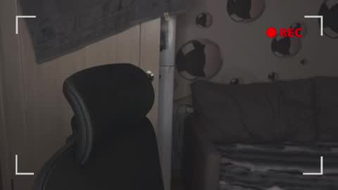 Snapshot of blue_w0rld chatting on November 22, 3:05 am SONNYVAN online show from November 22, 3:05 am