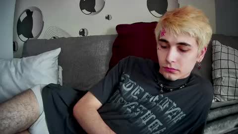 SONNYVAN online show from March 31, 6:58 am