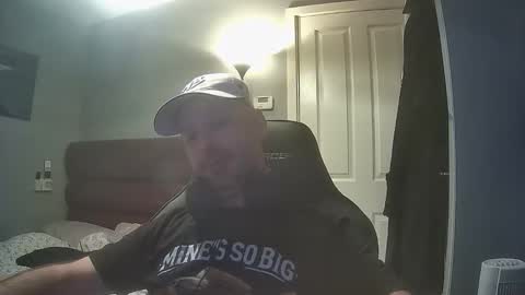 bluebirdflame1 online show from April 9, 10:48 pm