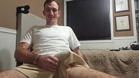 Snapshot of bluecollarfck chatting on January 7, 7:10 am Dominick Wyte online show from January 7, 7:10 am