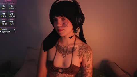 Blue online show from December 4, 2:31 am