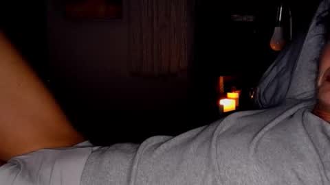 Blueeyedlie online show from October 4, 5:27 am