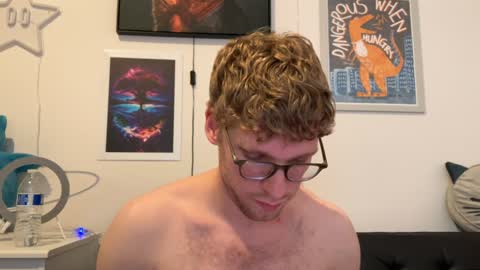 blueeyedtallguy online show from December 8, 7:15 am