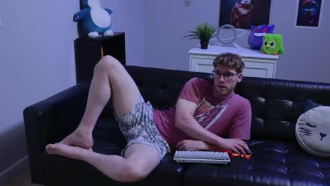 blueeyedtallguy online show from September 16, 2:34 am