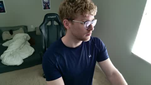 blueeyedtallguy online show from July 16, 10:16 pm