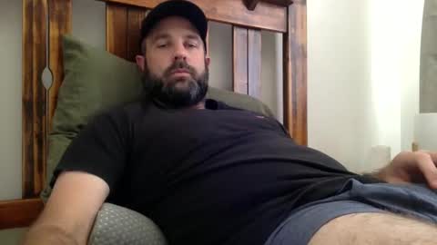 Snapshot of blueeyes705 chatting on December 9, 6:55 am blueeyes705 online show from December 9, 6:55 am