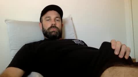 Snapshot of blueeyes705 chatting on January 13, 4:50 am blueeyes705 online show from January 13, 4:50 am