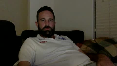 Snapshot of blueeyes705 chatting on February 14, 3:26 pm blueeyes705 online show from February 14, 3:26 pm