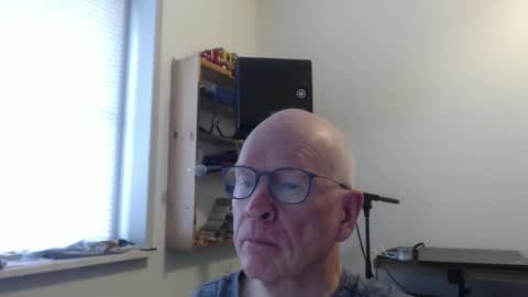 blueeyesn8 online show from October 25, 9:39 am