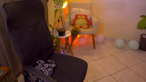 FLORAA online show from April 15, 6:48 pm