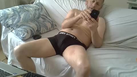 blue online show from March 8, 11:03 am