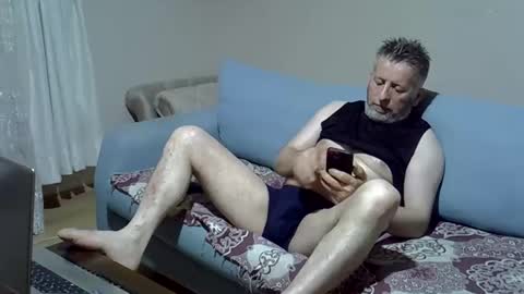 Snapshot of bluehot59 chatting on June 2, 6:32 pm blue online show from June 2, 6:32 pm