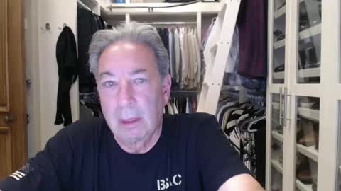 Snapshot of blueisles chatting on May 10, 9:25 am blueisles online show from May 10, 9:25 am