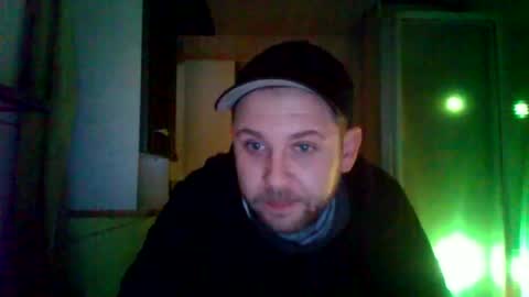 Snapshot of blueminexx chatting on December 6, 6:48 am Blueminexx online show from December 6, 6:48 am