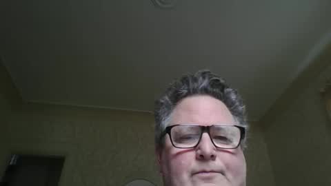 Snapshot of bluemoose70 chatting on November 1, 5:26 pm bluemoose70 online show from November 1, 5:26 pm