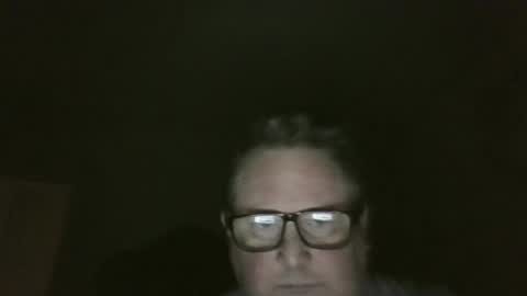 Snapshot of bluemoose70 chatting on November 16, 1:00 am bluemoose70 online show from November 16, 1:00 am