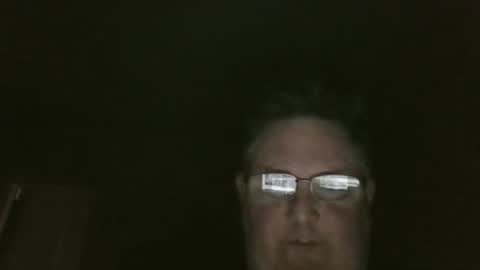 Snapshot of bluemoose70 chatting on December 17, 12:27 am bluemoose70 online show from December 17, 12:27 am