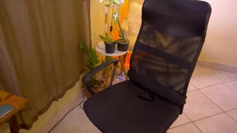 FLORAA online show from February 7, 10:19 am