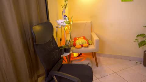 FLORAA online show from February 28, 10:49 am