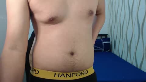 Snapshot of blueranger27 chatting on December 5, 3:59 am Andy Tan online show from December 5, 3:59 am