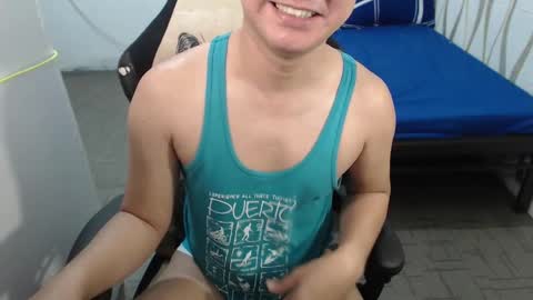 Snapshot of blueranger27 chatting on February 7, 2:29 am Andy Tan online show from February 7, 2:29 am