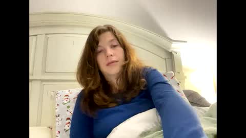 blueroses0827 online show from March 9, 7:56 am