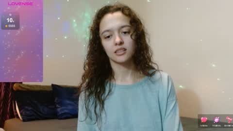 Snapshot of bluevixen7 chatting on December 28, 10:03 am bluevixen7 online show from December 28, 10:03 am