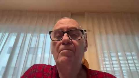 Blueyedudeseattle online show from September 18, 2:30 pm