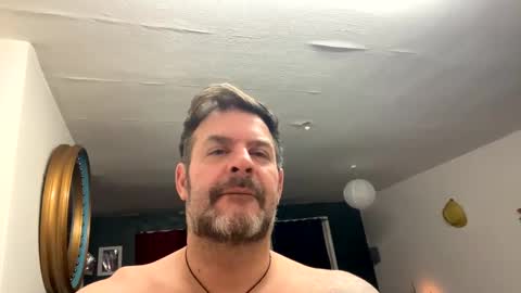 Snapshot of blueylouie8383 chatting on January 23, 1:30 am Blueyloey online show from January 23, 1:30 am