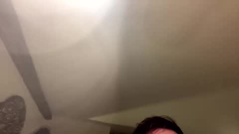 Snapshot of blueylouie8383 chatting on September 15, 1:27 am Blueyloey online show from September 15, 1:27 am