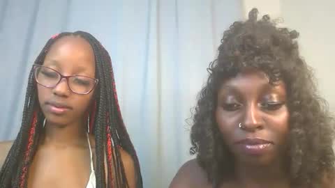 Belle online show from November 10, 9:25 pm